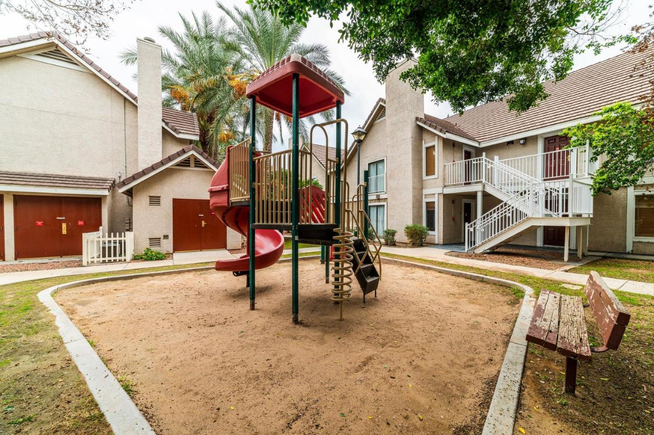 Metro Phx Upstairs 2Bd Sleeps 6 Heated Pool No Pets Allowed Phoenix Exterior photo
